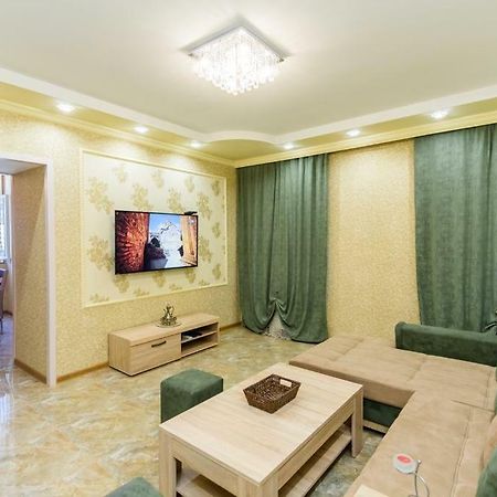 "Stella Artois"- Appartamento Tbilisi Esterno foto